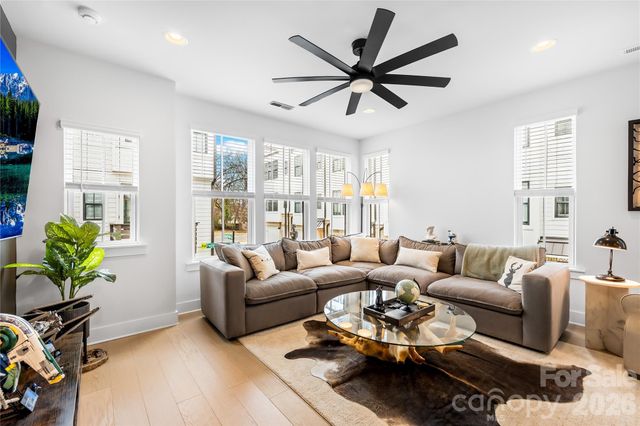 1130 Pegram Crossing Drive 19, Charlotte, NC 28205