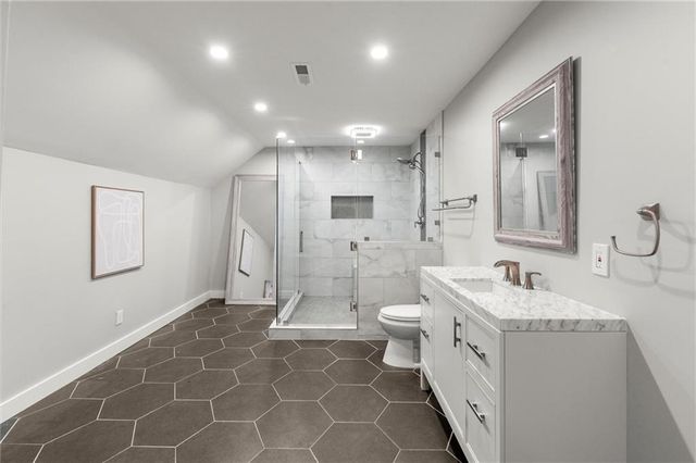 1460 Lakemist Court, Roswell, GA 30075