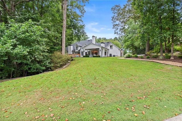 1460 Lakemist Court, Roswell, GA 30075