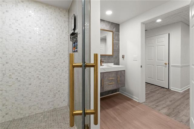 1460 Lakemist Court, Roswell, GA 30075