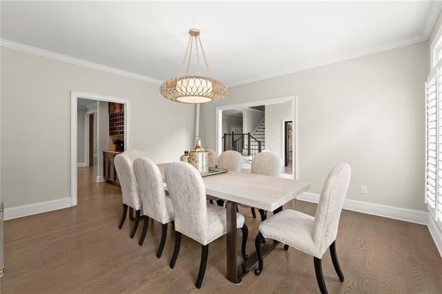 1460 Lakemist Court, Roswell, GA 30075