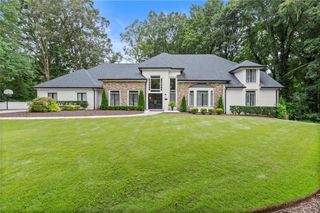 1460 Lakemist Court, Roswell, GA 30075