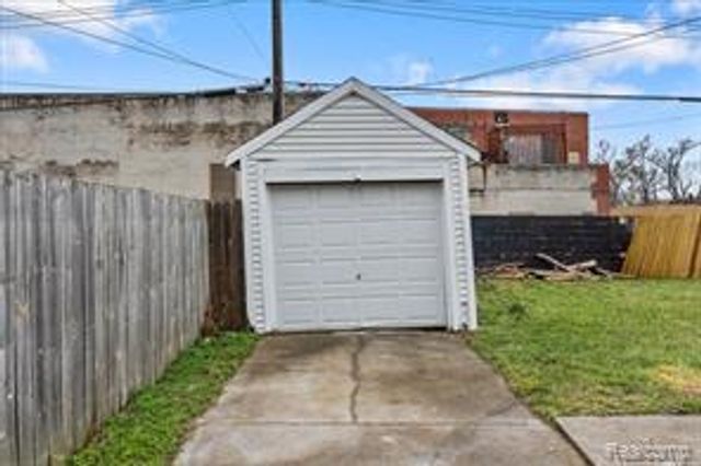 18061 Kentucky Street, Detroit City, MI 48221