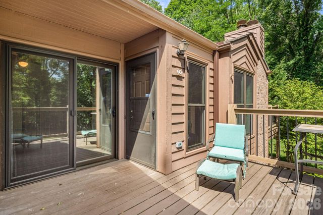 60 Ravencroft Lane, Asheville, NC 28803