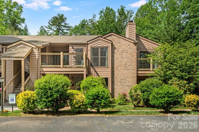 60 Ravencroft Lane, Asheville, NC 28803