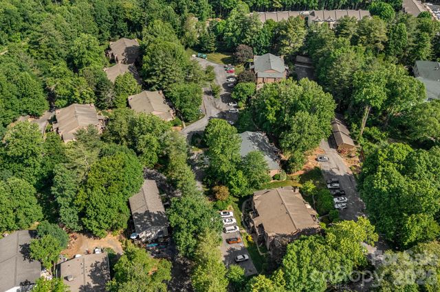 60 Ravencroft Lane, Asheville, NC 28803