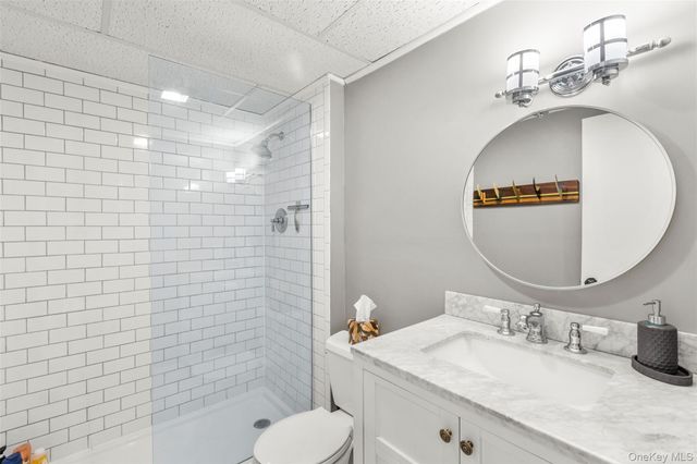 126 Fairview Avenue, Montauk, NY 11954