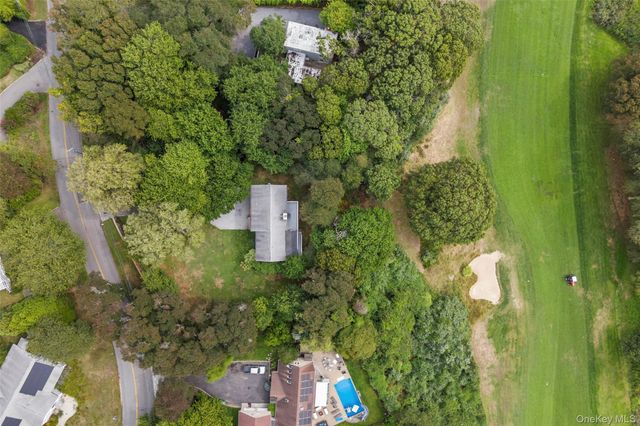 126 Fairview Avenue, Montauk, NY 11954