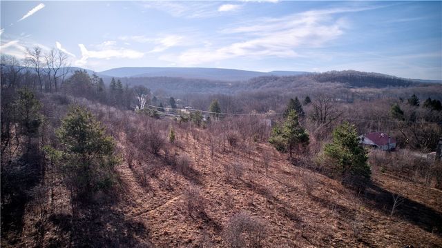 4850 E State Route 31, Donegal, PA 15646