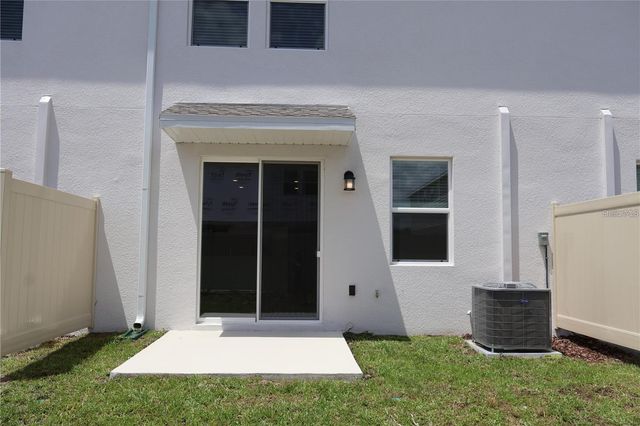 2452 SKYLINE LOOP, Kissimmee, FL 34758
