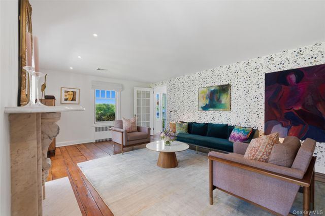 9 Bishop Place, Larchmont, NY 10538