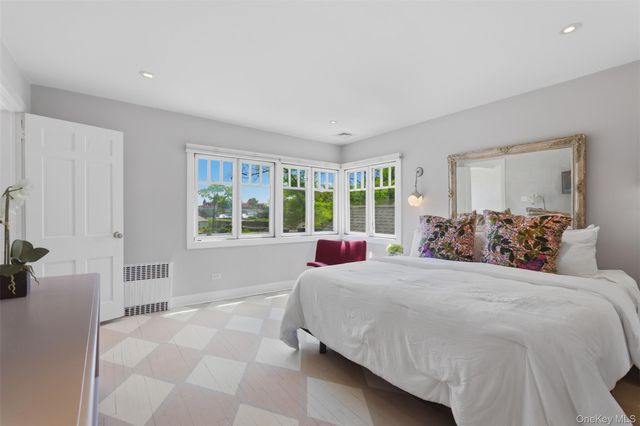 9 Bishop Place, Larchmont, NY 10538