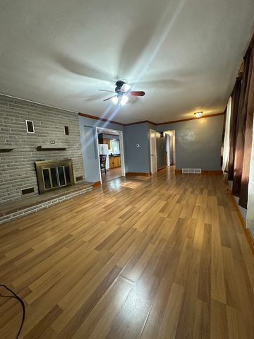 14247 S Marquette Avenue, Burnham, IL 60633