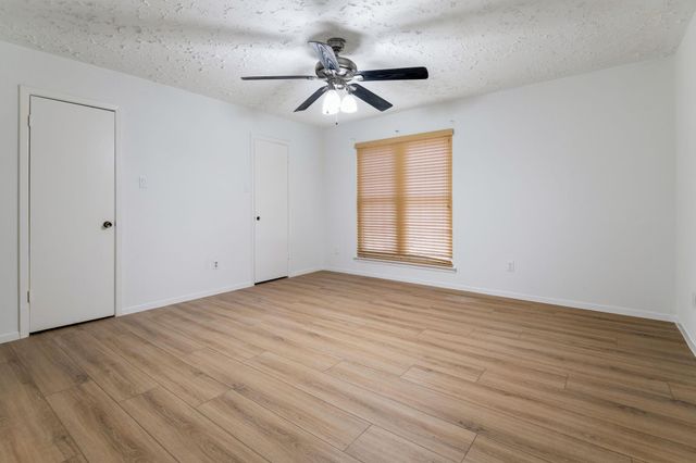 3719 Straightfork Drive, Houston, TX 77082