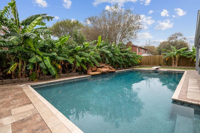 3719 Straightfork Drive, Houston, TX 77082