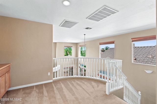 972 W Leatherleaf Drive, Tucson, AZ 85755
