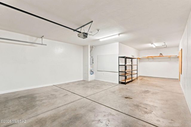 972 W Leatherleaf Drive, Tucson, AZ 85755