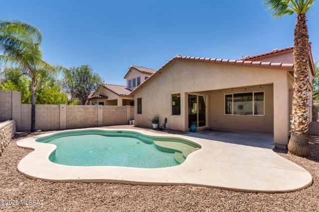 972 W Leatherleaf Drive, Tucson, AZ 85755