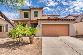 972 W Leatherleaf Drive, Tucson, AZ 85755