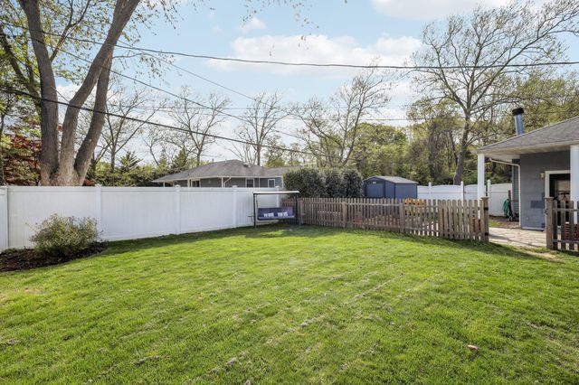 22 Little Plains Road, Huntington, NY 11743