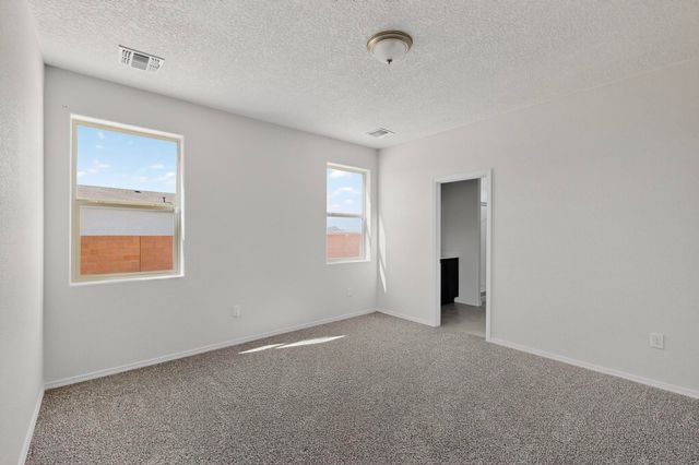 1 Tierra Dentro Court, Los Lunas, NM 87031