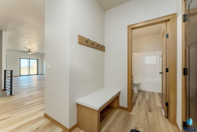 2025 S Sonoma Pl Place, Sioux Falls, SD 57106