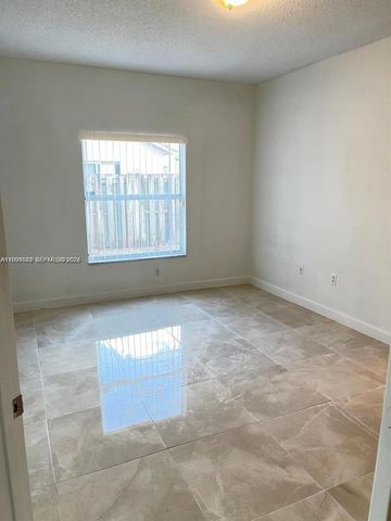 8784 SW 213th Ln, Cutler Bay, FL 33189