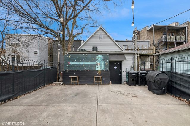 3522 W Armitage Avenue, Chicago, IL 60647
