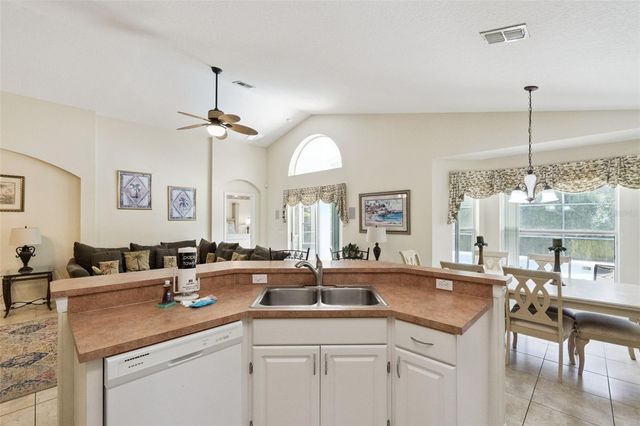 4706 CUMBRIAN LAKES DRIVE, Kissimmee, FL 34746