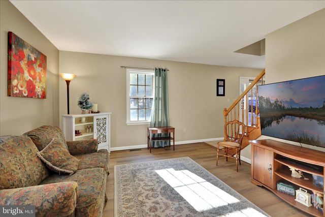 2853 HAUCK RD, Green Lane, PA 18054