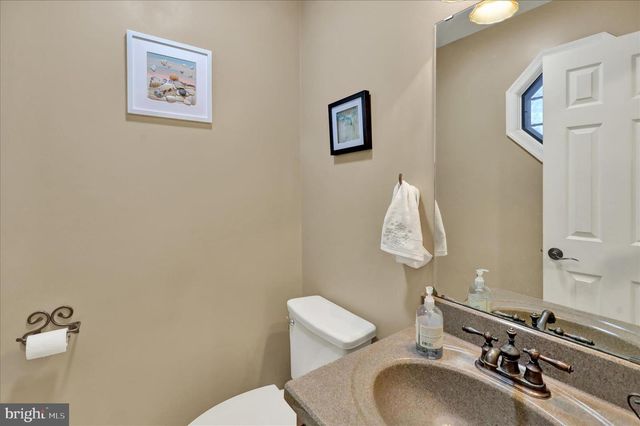 2853 HAUCK RD, Green Lane, PA 18054