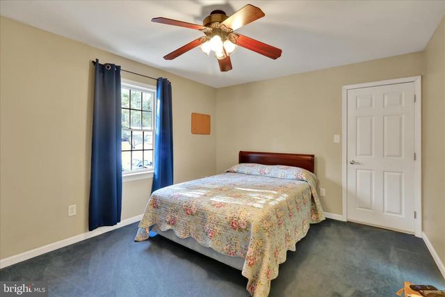 2853 HAUCK RD, Green Lane, PA 18054