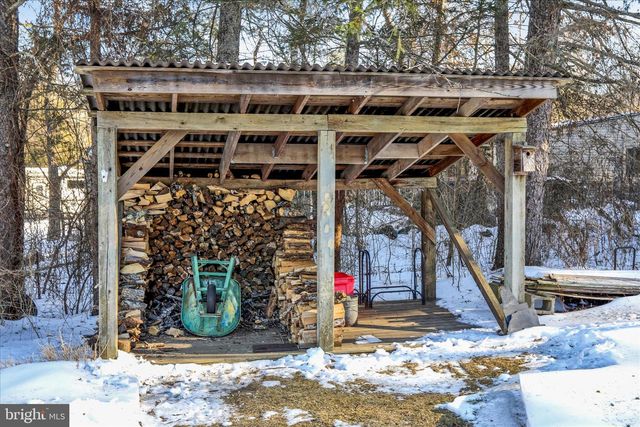 2853 HAUCK RD, Green Lane, PA 18054