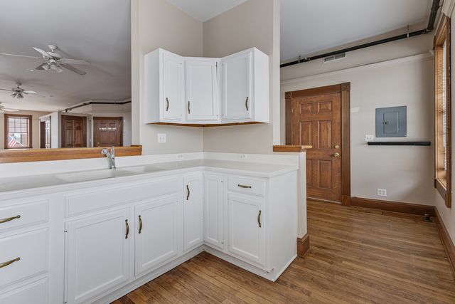 222 W Main Street A, St. Charles, IL 60174