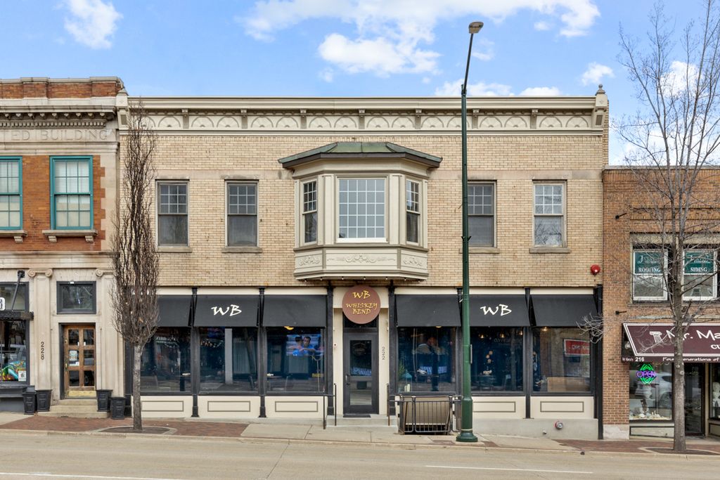 222 W Main Street A, St. Charles, IL 60174