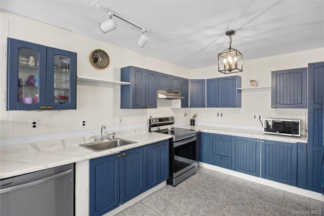 45 Timber Trail Lane, Medford, NY 11763