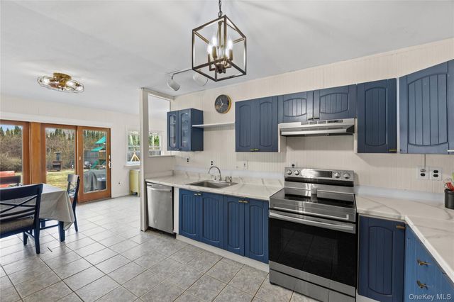 45 Timber Trail Lane, Medford, NY 11763