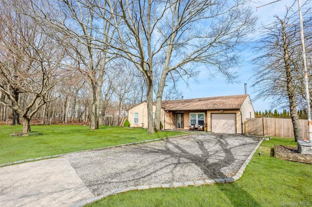 45 Timber Trail Lane, Medford, NY 11763