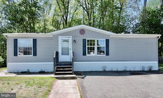 194 JACOBSTOWN NEW EGYPT RD #2, Wrightstown, NJ 08562