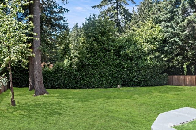 13904 97th Avenue NW, Gig Harbor, WA 98329
