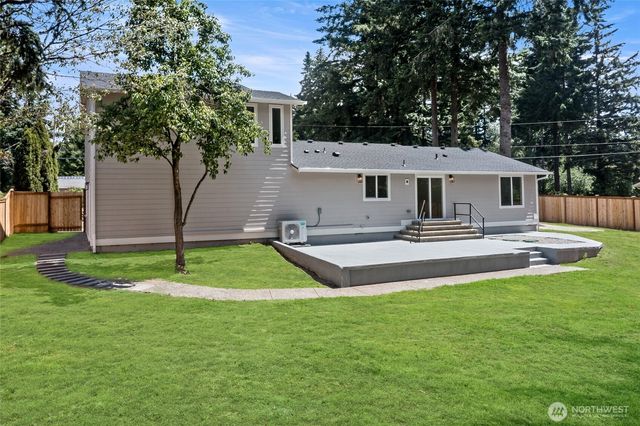 13904 97th Avenue NW, Gig Harbor, WA 98329