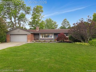 11879 Amherst Court, Plymouth Charter Township, MI 48170
