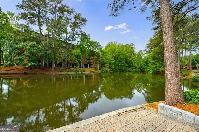 27306 Plantation Drive NE 306, Atlanta, GA 30324