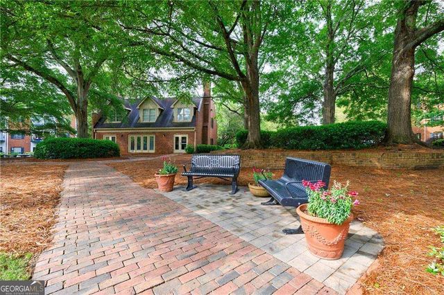 27306 Plantation Drive NE 306, Atlanta, GA 30324