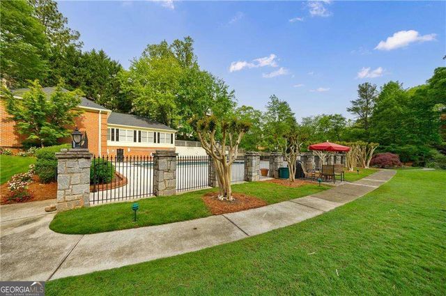 27306 Plantation Drive NE 306, Atlanta, GA 30324