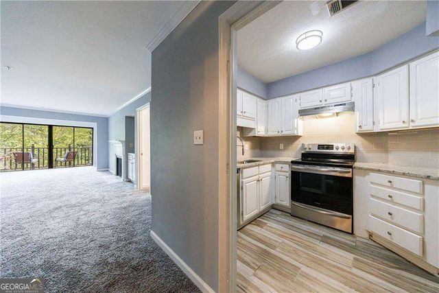 27306 Plantation Drive NE 306, Atlanta, GA 30324
