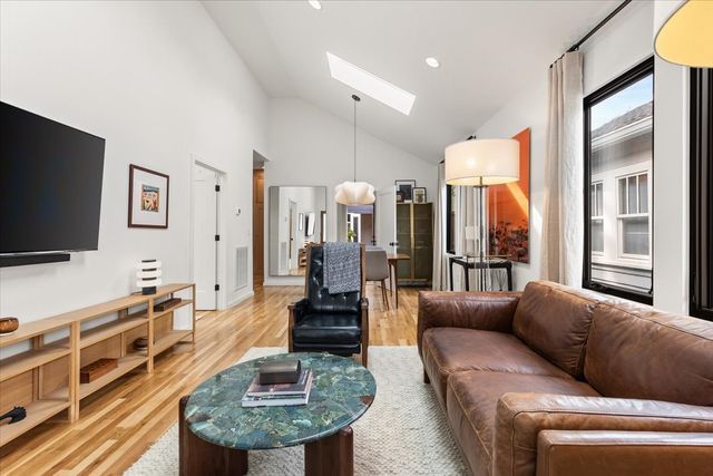 1329 4th Ave, N, Nashville, TN 37208