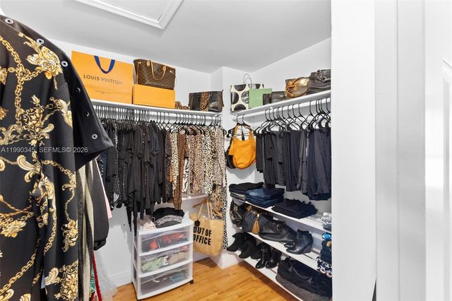 17900 SW 4th Ct, Pembroke Pines, FL 33029