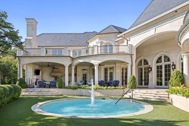 10617 Bridge Hollow Court, Dallas, TX 75229
