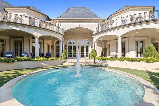 10617 Bridge Hollow Court, Dallas, TX 75229